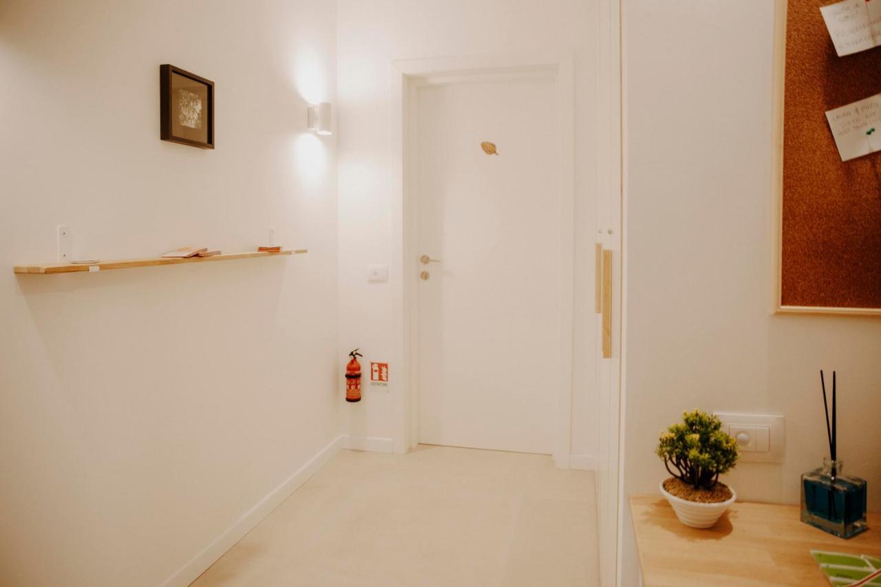 Petrarca17 Guest House A Due Passi Dal Mare Terracina Luaran gambar