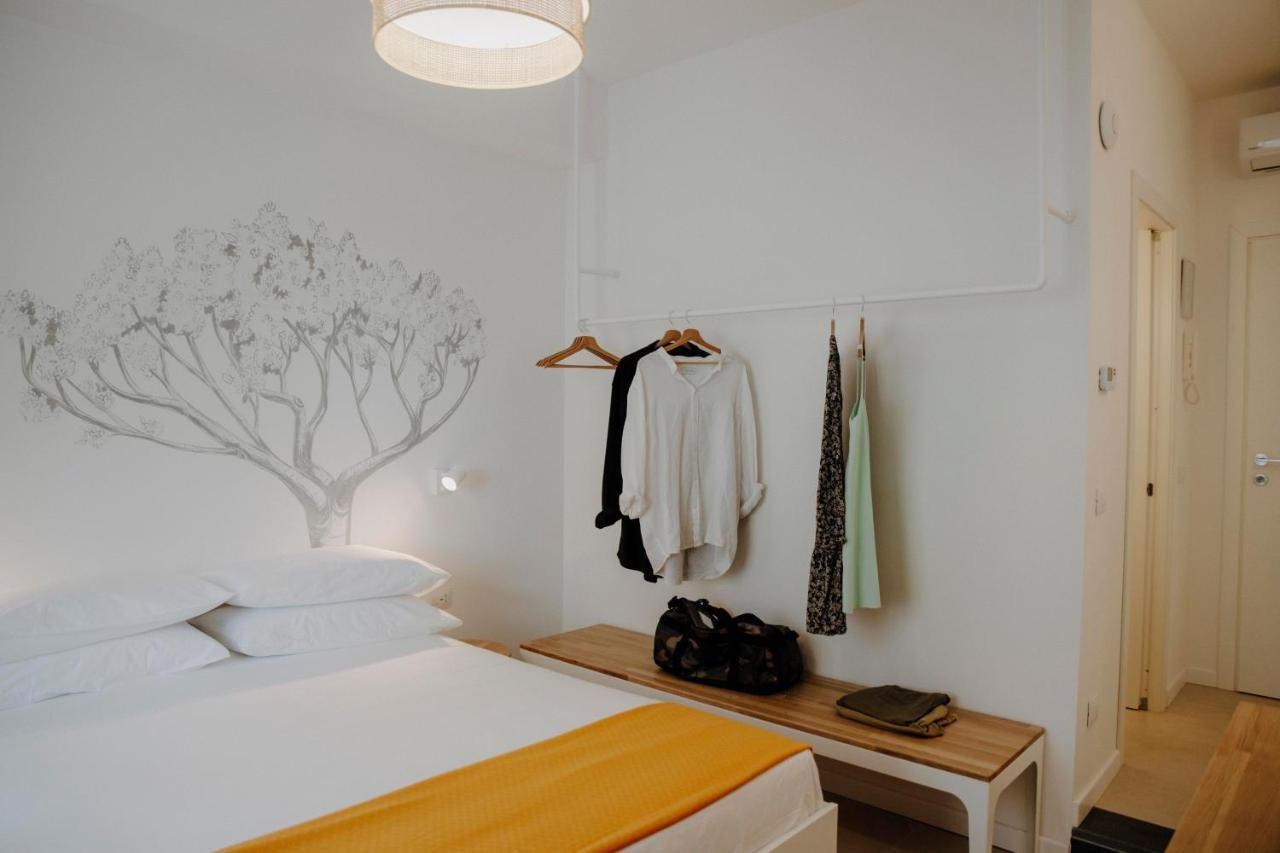 Petrarca17 Guest House A Due Passi Dal Mare Terracina Luaran gambar
